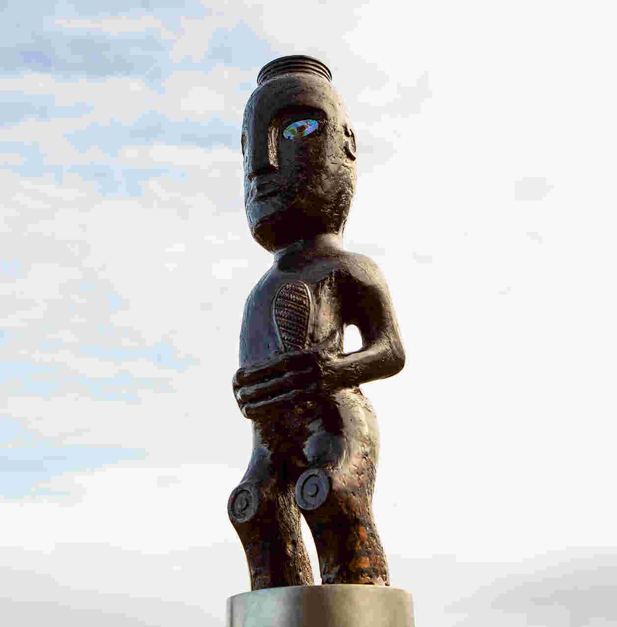 a-statue-at-pacific-coast-village